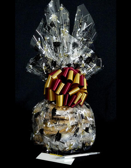 Large Cellophane - Graduation Cap Cellophane - Garnet & Gold Bow - 30 Cookies and Brownies
